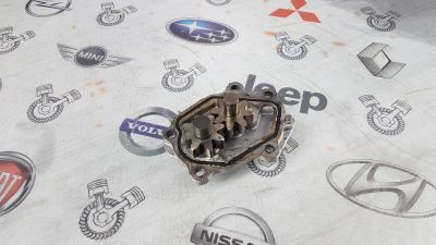 Лот: 23587831. Фото: 1. Насос масляный Nissan Navara TD25Ti... Двигатель и элементы двигателя