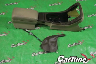 Лот: 10597981. Фото: 1. бардачок подлокотник toyota soarer... Салон