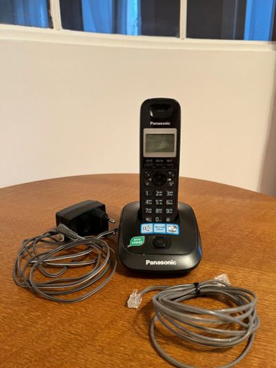 Лот: 20945474. Фото: 1. Panasonic KX-TG2511RU стационарный... DECT и радиотелефоны