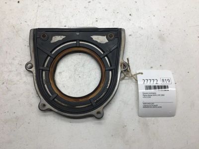 Лот: 20384112. Фото: 1. Крышка коленвала Mazda Atenza... Двигатель и элементы двигателя