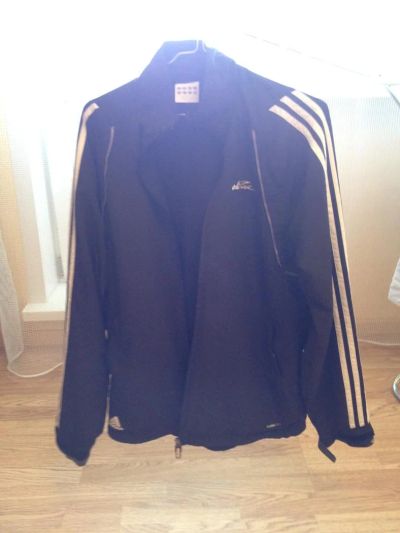 Лот: 5391049. Фото: 1. Ветровка Adidas. Другое (спортивная одежда)