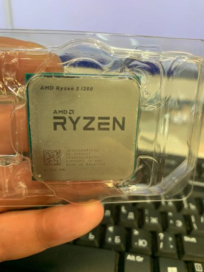 Лот: 19945798. Фото: 1. Ryzen 3 1200. Процессоры