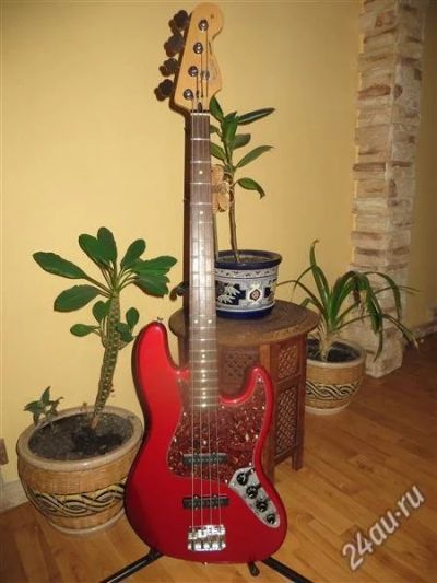 Лот: 2746340. Фото: 1. Fender Deluxe Jazz Bass MIM 2005... Гитары