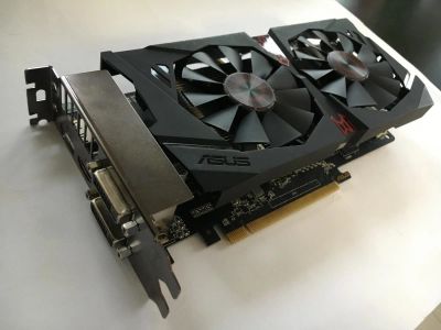 Лот: 8404916. Фото: 1. Asus R7 370 STRIX 2Gb. Видеокарты