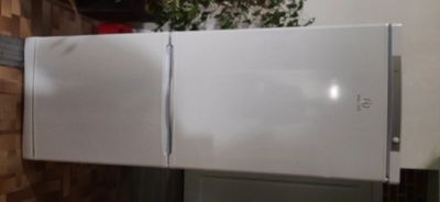 Лот: 17124284. Фото: 1. Холодильник Indesit SB1670. Холодильники, морозильные камеры