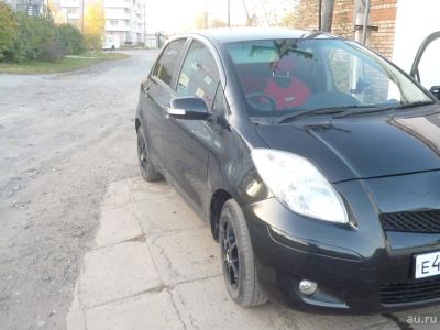 Лот: 9637138. Фото: 1. Toyota Vitz 2010 г. Автомобили