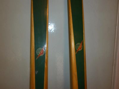 Лот: 3770073. Фото: 1. Лыжи 180 см. Лыжи