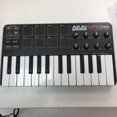 Лот: 12518316. Фото: 1. MIDI-клавиатура Akai MPK Mini. MIDI-оборудование