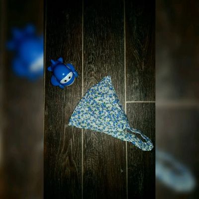 Лот: 9277428. Фото: 1. Косынка, бандана на лето с голубыми... Головные уборы