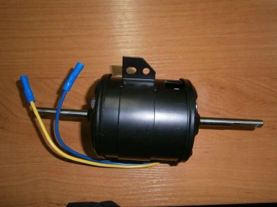 Лот: 3472156. Фото: 1. Моторчик печки Honda Inspire Saber... Электрооборудование