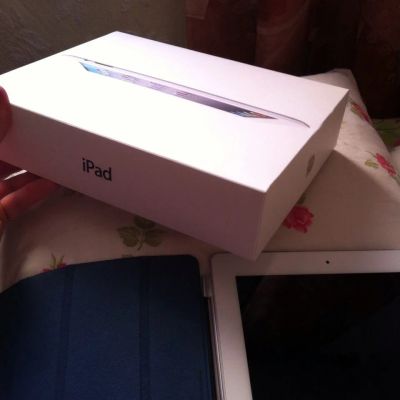 Лот: 3929019. Фото: 1. Продам Ipad 2 32GB wi-fi+3G в... Планшеты