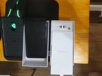 Лот: 15247341. Фото: 1. Xiaomi Redmi Note 4 3/32Gb, комплект... Смартфоны