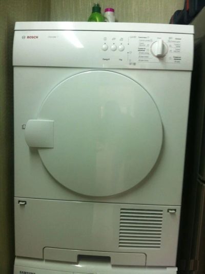 Лот: 4427505. Фото: 1. Сушильная машина Bosch WTC 84101... Красноярск