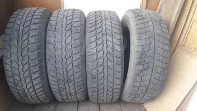 Лот: 25594952. Фото: 1. Шины 265/70r17 Savero. Шины
