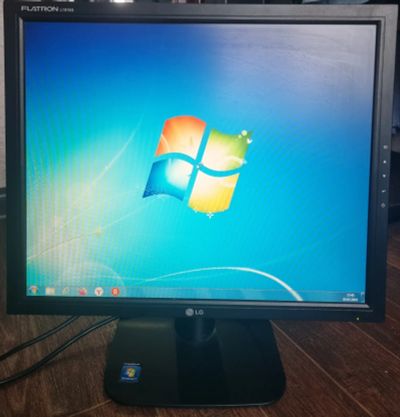 Лот: 23228141. Фото: 1. Продам монитор LG Flatron W1918S... ЖК-мониторы
