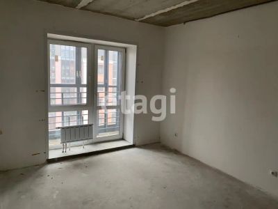 Лот: 21060992. Фото: 1. Продам 4-комн. кв. 102.8 кв.м... Квартиры, студии