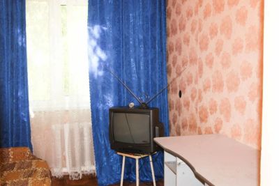Лот: 7857932. Фото: 1. Сдам Гостинку на Курчатова 12. Квартиры, студии