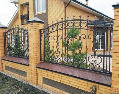 Лот: 7553730. Фото: 1. Прозрачные заборные секции с ковкой. Ворота, заборы, шлагбаумы