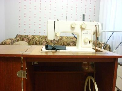 Лот: 6575421. Фото: 1. Швейная машинка Чайка 142 М. Швейная, вязальная