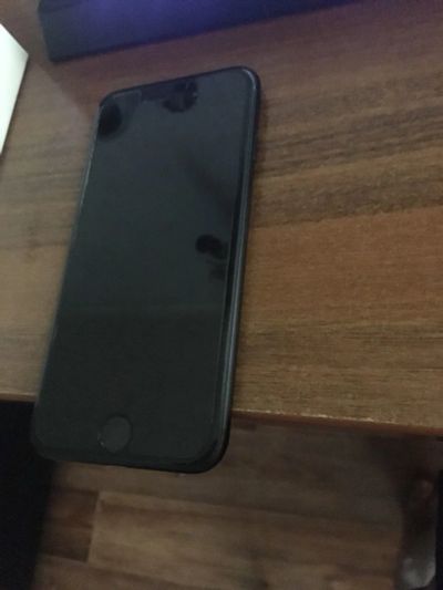 Лот: 11637187. Фото: 1. iphone 7 32gb. Смартфоны