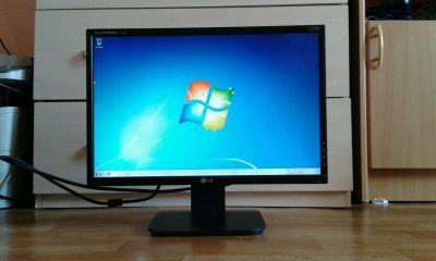 Лот: 8164084. Фото: 1. монитор LG FLATron l192ws широкоформатный... ЖК-мониторы
