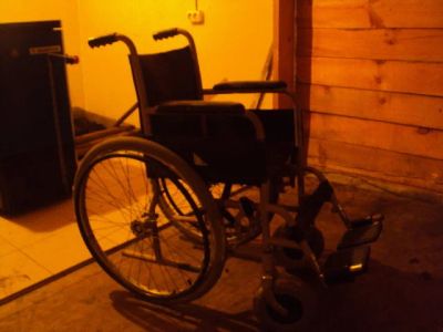 Лот: 12640376. Фото: 1. Кресло инвалидное. Массажные столы и кресла