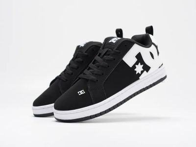 Лот: 24975749. Фото: 1. Кроссовки DC Shoes Court Graffik. Кеды, кроссовки, слипоны