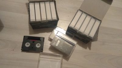Лот: 15493975. Фото: 1. Кассеты мини, полный пакет. Другое (тв и видео)