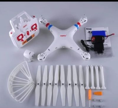 Лот: 7226715. Фото: 1. Квадрокоптер Syma X8C. Квадрокоптеры