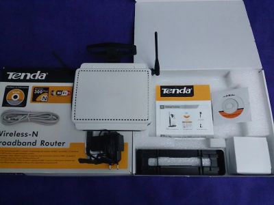 Лот: 3075884. Фото: 1. Pоутер TENDA W302R.Продажа и Предлагайте... WiFi, Bluetooth адаптеры