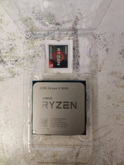 Лот: 20528297. Фото: 1. Процессор Ryzen 2600. Процессоры