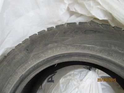 Лот: 6158294. Фото: 1. Nokian H4 3 шт зима. Шины