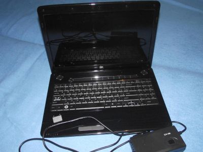 Лот: 4690647. Фото: 1. Ноутбук DNS 0142750. Ноутбуки