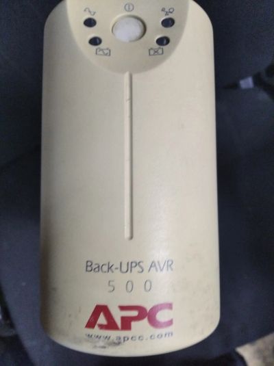 Лот: 15654055. Фото: 1. UPS APC Back-UPS AVR 500. ИБП, аккумуляторы для ИБП