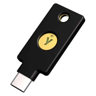 Лот: 25557076. Фото: 1. Аппаратный ключ Yubico Yubikey... Другое (смартфоны, связь, навигация)
