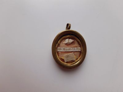 Лот: 15654868. Фото: 1. мощевик святой священномученик... Другое (антиквариат)