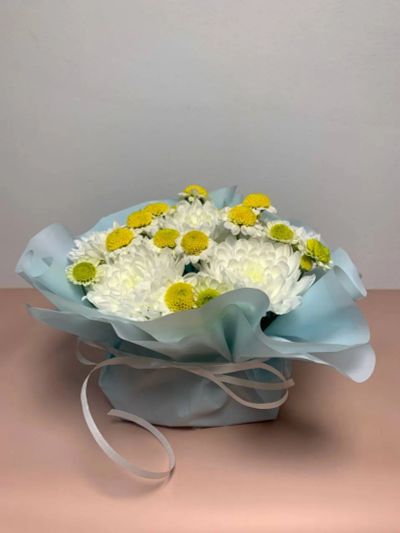 Лот: 24997533. Фото: 1. 2. Композиция из живых цветов... Свежие цветы