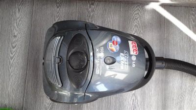 Лот: 2717026. Фото: 1. Пылесос рабочий LG Shtorm Extra... Пылесосы, паровые швабры
