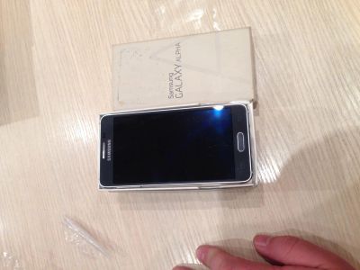 Лот: 6286901. Фото: 1. Samsung galaxy alpha. Смартфоны