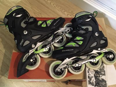 Лот: 15924686. Фото: 1. Роликовые коньки Rollerblade ролики... Роликовые коньки, скейтборды, самокаты