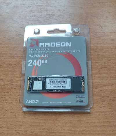 Лот: 21730542. Фото: 1. NVMe 240Gb AMD R5MP240G8 (M.2... SSD-накопители