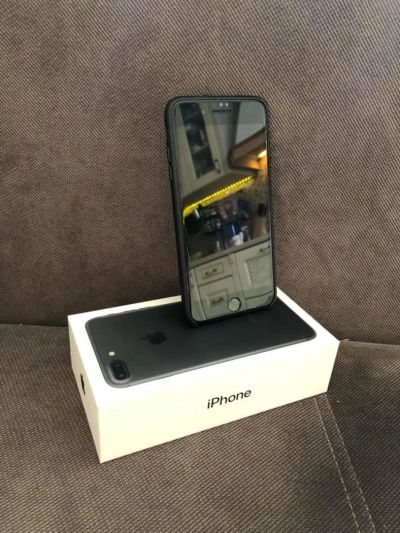 Лот: 11056070. Фото: 1. iPhone 7 Plus Matte Black 128... Смартфоны