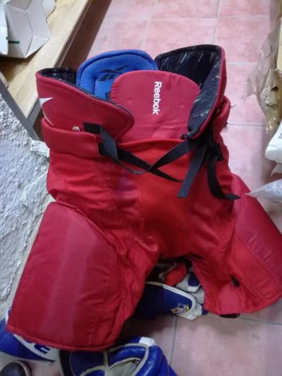 Лот: 10476367. Фото: 1. Трусы хоккейные Reebok. Спортивная символика и атрибутика