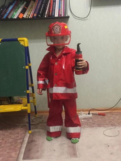 Лот: 8470028. Фото: 1. Новогодний костюм Пожарника. Детские карнавальные, праздничные костюмы