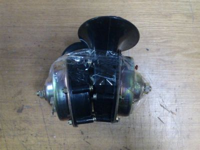 Лот: 3637779. Фото: 1. сигнал 12v. Электрооборудование