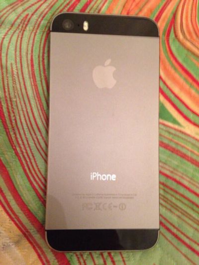 Лот: 6726561. Фото: 1. iPhone 5S 16GB Space Gray рст... Смартфоны
