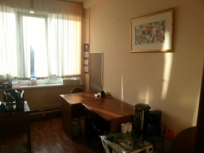 Лот: 6787501. Фото: 1. Офис Зел.роща 12м2 с меелью. Нежилое