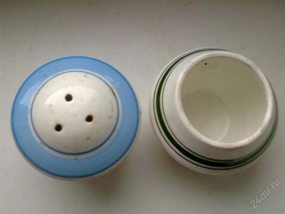 Лот: 2513514. Фото: 1. солонка и перчилка раритет. Фарфор, керамика