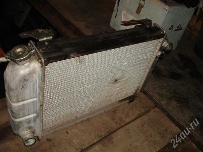 Лот: 565305. Фото: 1. Радиатор ГАЗ-3102. Двигатель и элементы двигателя