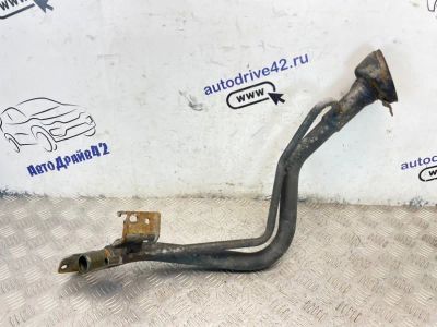 Лот: 25436788. Фото: 1. горловина топливного бака Nissan... Топливная система